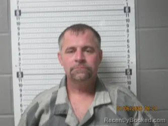 Mugshot of Dustin Levi Mills