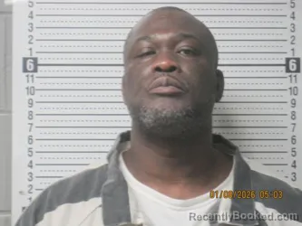 Mugshot of Raskia QuienDale Colbert