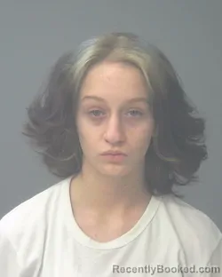 Mugshot of DANIELLE MARIE PEQUENO