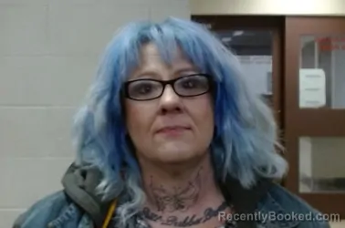 Mugshot of MICHELLE LYNN STOWELL