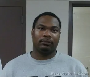 Mugshot of DELMONTE ROSS