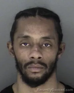 Mugshot of Quamell Chantez-Criss Eteeyan