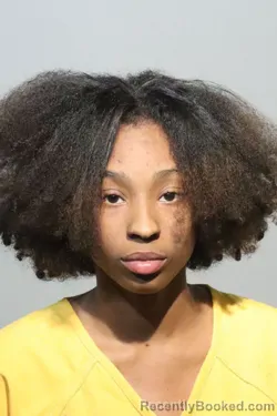 Mugshot of NATASHIANA DANIELLE GREEN