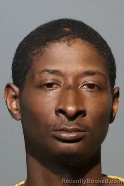 Mugshot of DONQUERIUS REDDEN