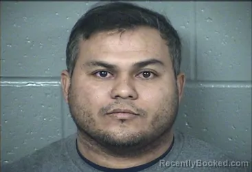 Mugshot of YONATON GALVIS ARANGO