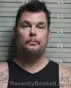 Mugshot of MATTHEW RAYMOND BROOKS