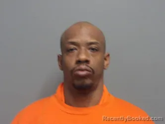 Mugshot of LYNN MOORE