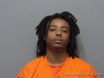 Mugshot of DEVON ROBINSON