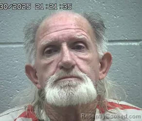 Mugshot of WALTER GALE BUCKNER