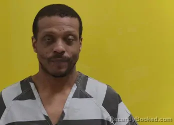 Mugshot of KEITH MANUEL ROBINSON