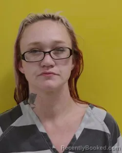 Mugshot of LEEZA BARTLES