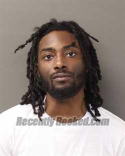 Mugshot of DAIQUAN J GAVIN