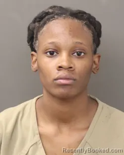 Mugshot of MAKAYLA SHARDE PARKER