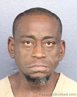 Mugshot of LAVON GENARALD PRESSLEY