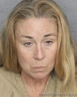 Mugshot of AMY LYNN GALLAHAN