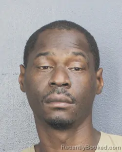 Mugshot of AARIN L JOHNSON