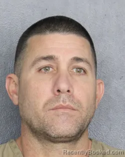 Mugshot of EDUARDO LEZCANO FONTICIELLA