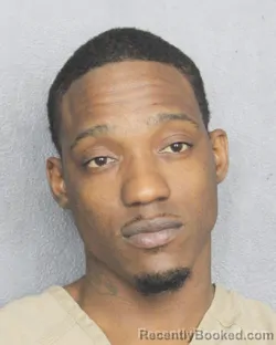 Mugshot of CANARD TYRELL ROBERSON
