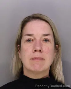 Mugshot of LINDSAY MORRIS