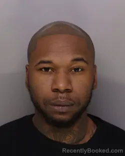 Mugshot of TRAEVON EDWARDS