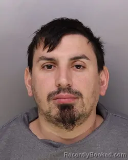 Mugshot of JUSTIN SAYLOR