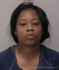 Mugshot of Shaneka Laverne Robinson