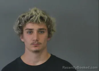 Mugshot of MACIN GAUGE MILLER