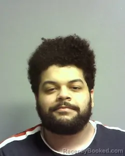 Mugshot of DYLAN JAVIER QUINONES SANTIAGO