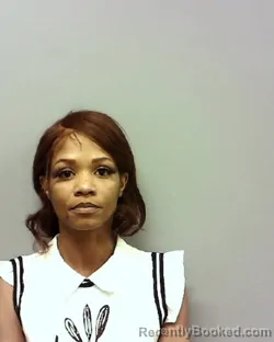 Mugshot of TAKARA TIANN VADEN