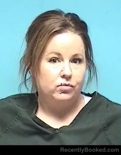 Mugshot of TIA JAY HILTON