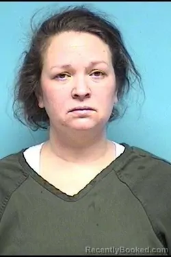 Mugshot of HAYLEY D SMITH