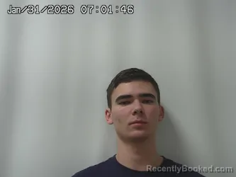 Mugshot of BRAXTON VAWTER