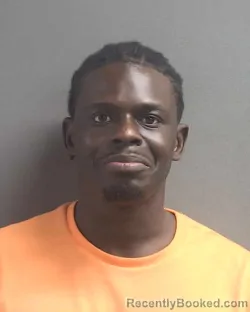 Mugshot of CARLOS RAYNARD ROBERTS