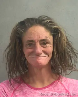 Mugshot of JENNIFER LYNN VERA HELMS