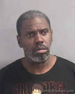 Mugshot of MAURICE D GIBSON