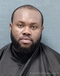 Mugshot of DMARQUEZ STEFAN LEWIS