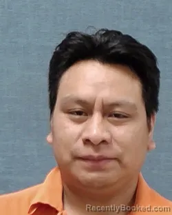 Mugshot of EDWIN ESTAINSLAO PEREZ-PEREZ