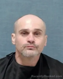 Mugshot of SETH ANDREW HADLEY