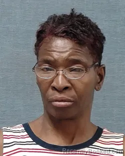 Mugshot of SIMONE RENAE SIMMONS