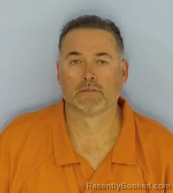 Mugshot of Roberto Perales Izaguirre