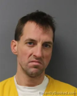 Mugshot of NATHAN THOMAS LOEPER