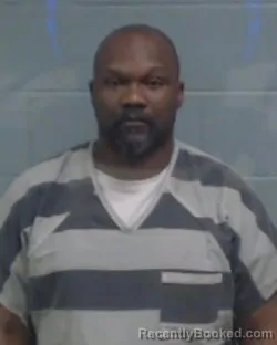 Mugshot of JAMES CURTIS EVERETT