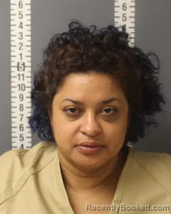 Mugshot of GLORY CARMEN SANTANA