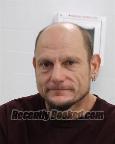 Mugshot of GEORGE BEAR HUNNELL