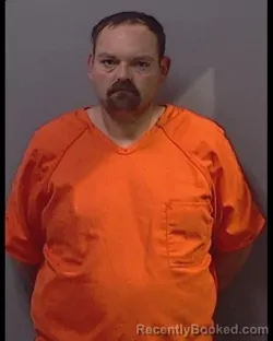 Mugshot of MICHAEL JAMES DAVIS