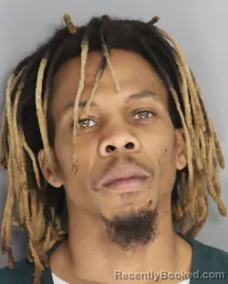 Mugshot of MICHAEL ROUNDTREE