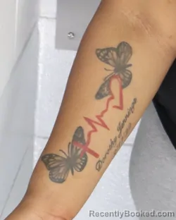 Mugshot of ENDIA JENNINGS