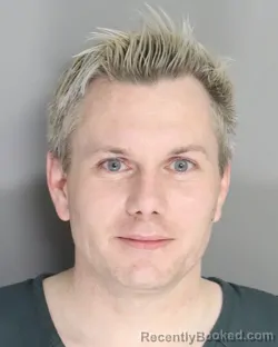 Mugshot of JONATHON BISHOP