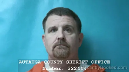 Mugshot of MATTHEW MILLER HOYLE