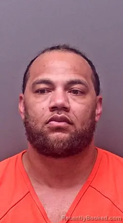 Mugshot of GEAN HIXON